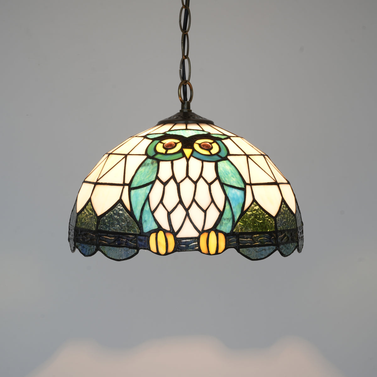 PEN-005-058_owl-chandelier_05.jpg