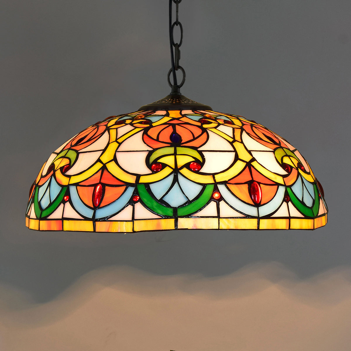 PEN-006-008_peach-heart-beads-chandelier_03.jpg