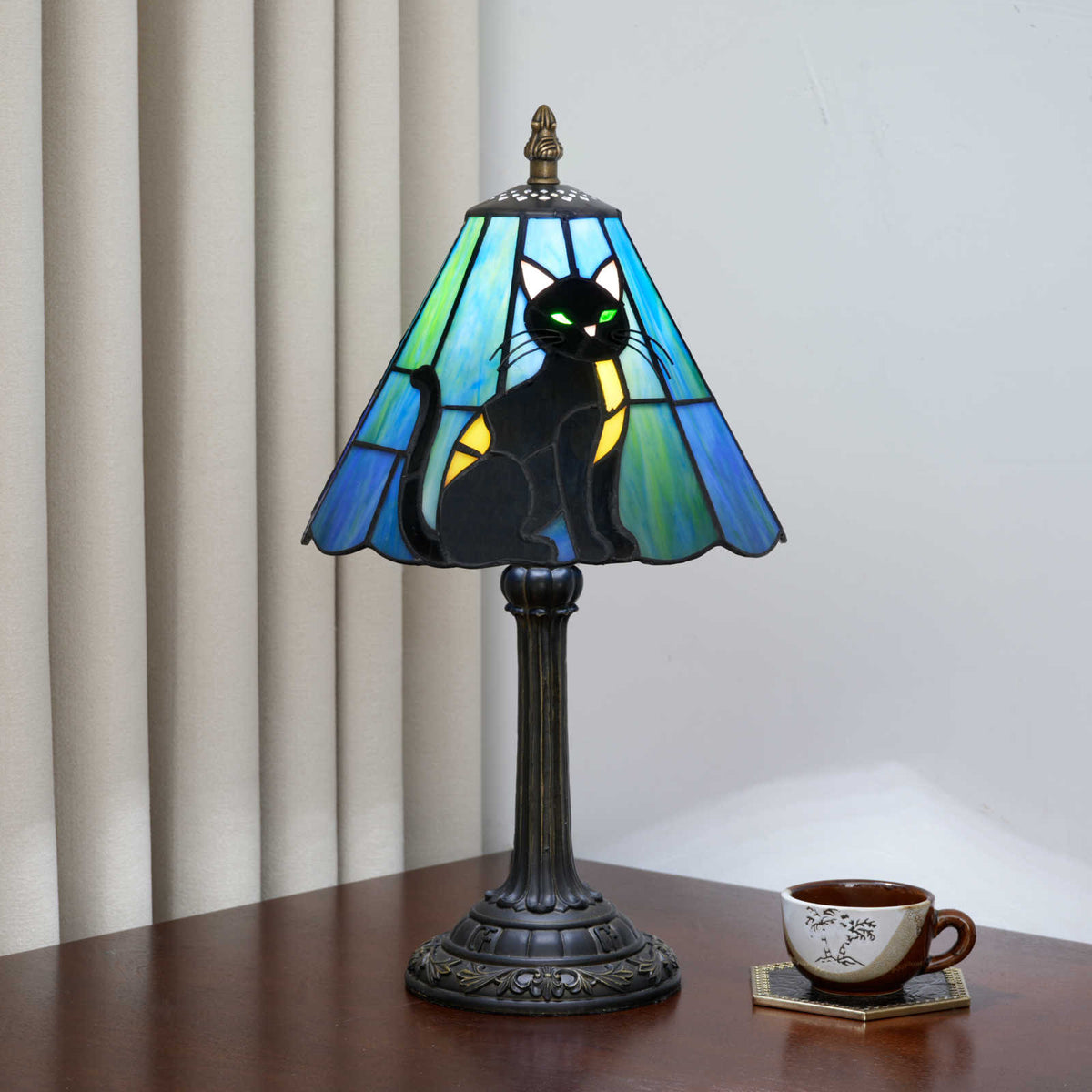 TBL-001-080_night-black-cat-lamp_09.jpg