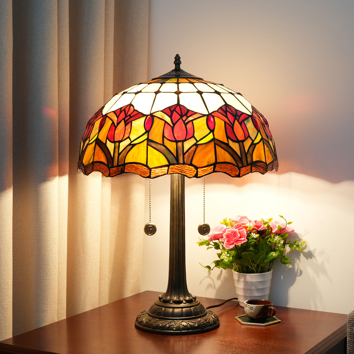 Red Tulip Lamp (40cm) - lit lifestyle