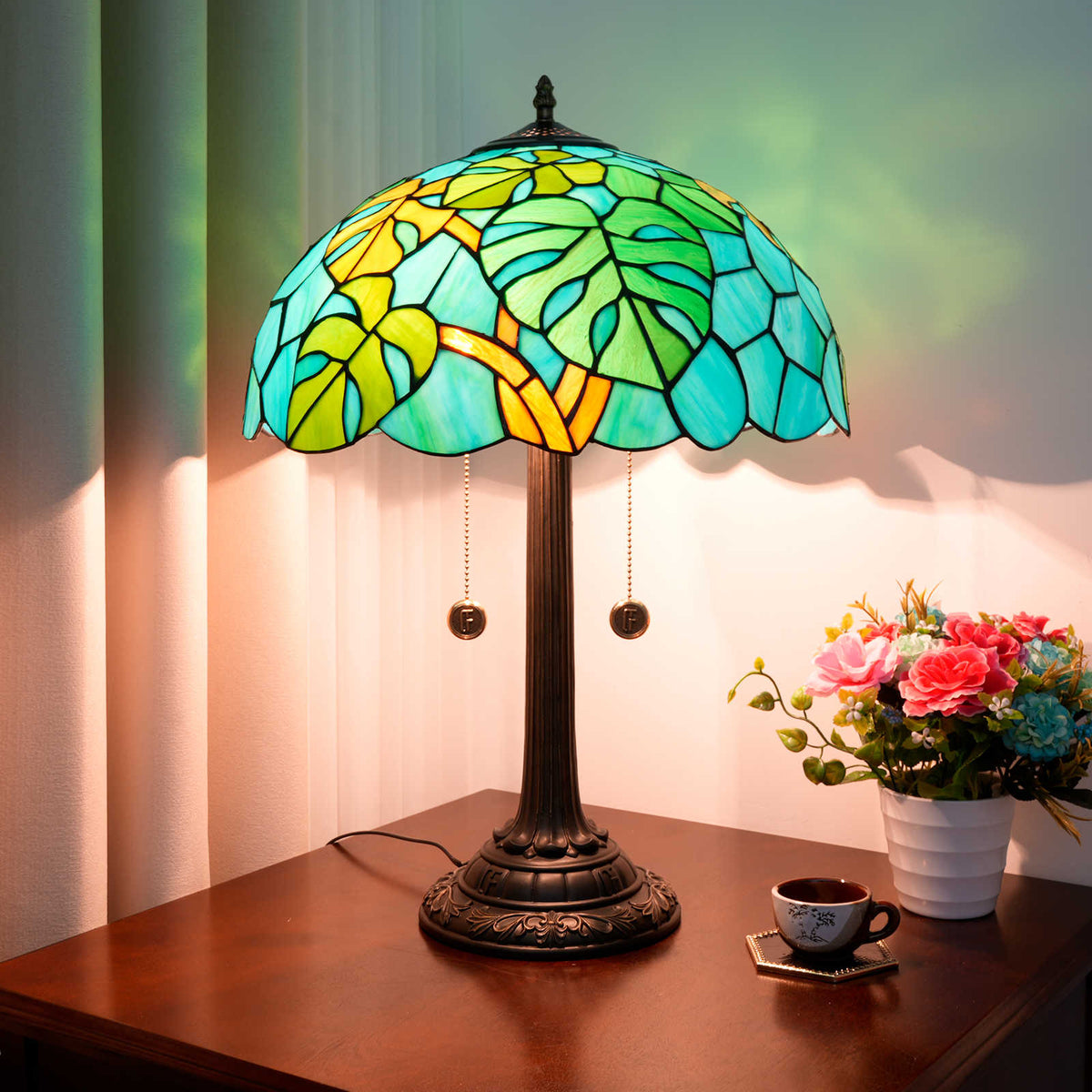 TBL-003-070_monsteradeliciosa-leaf-lamp-16in_09.jpg