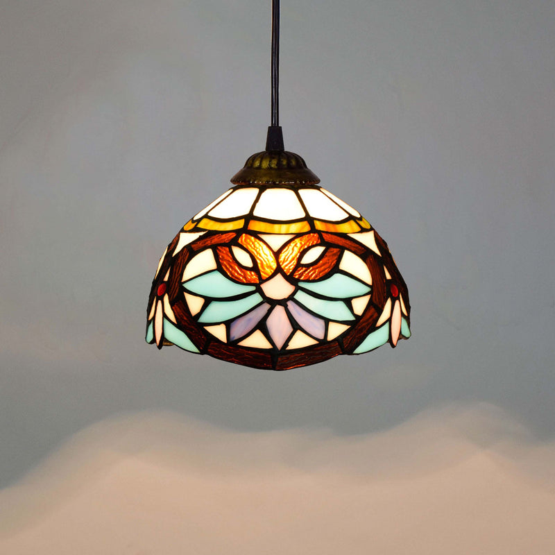PEN-004-011_blue-love-chandelier_04.jpg