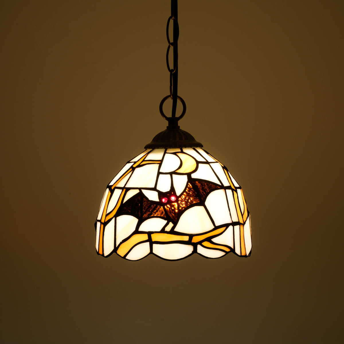 PEN-004-037_bat-and-moon-pendant-light_03.jpg
