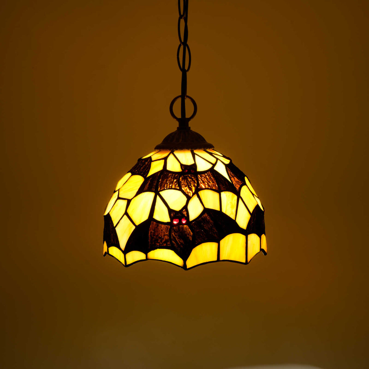 PEN-004-039_yellow-bottom-black-bat-chandelier_05.jpg