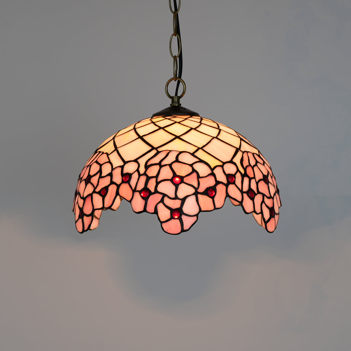 PEN-005-008_cherry-blossom-chandelier_01.jpg