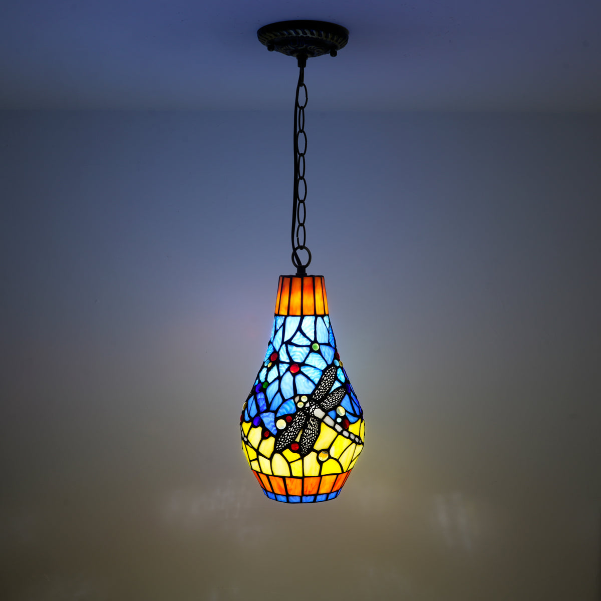 PEN-005-033_yellow-dragonfly-belly-chandelier_09.jpg