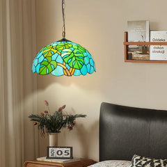 PEN-006-033_green-tortoise-bamboo-chandelier_03.jpg