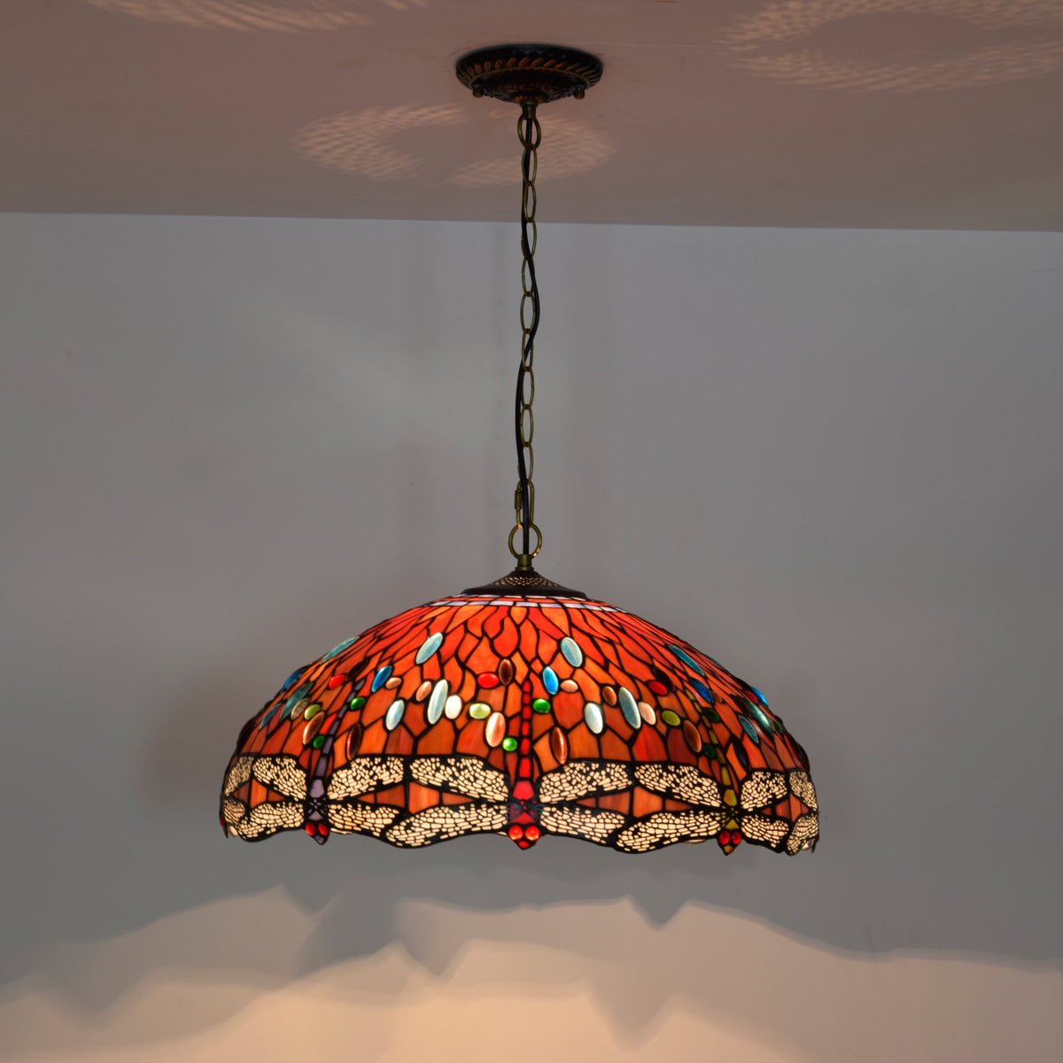 PEN-007-016_red-dragonfly-chandelier_04.jpg