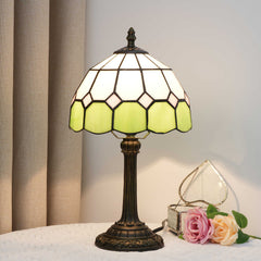 TBL-001-003_green-white-plaid-lamp_02.jpg