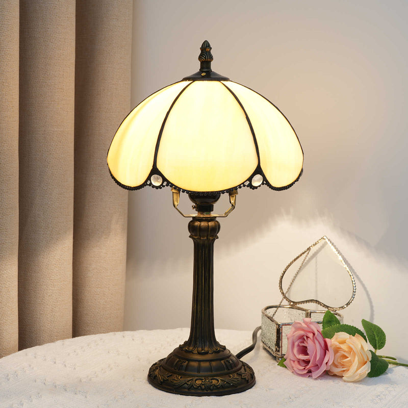TBL-001-004_mini-skirt-lamp_04.jpg