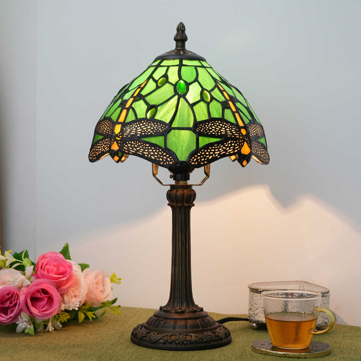 TBL-001-010_green-dragonfly-lamp_06.jpg