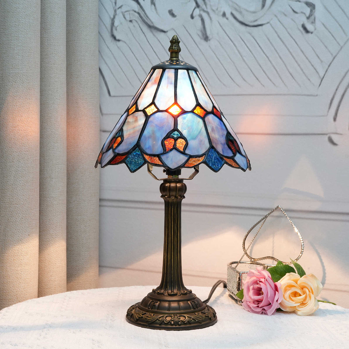 TBL-001-021_purple-umbrella-lamp_03.jpg