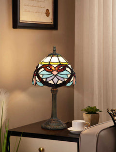 TBL-001-038_white-blue-baroque-lamp_08.jpg