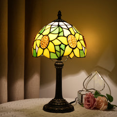 TBL-001-039_yellow-sunflower-lamp_07.jpg