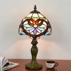 TBL-001-050_blue-white-baroque-lamp_02.jpg