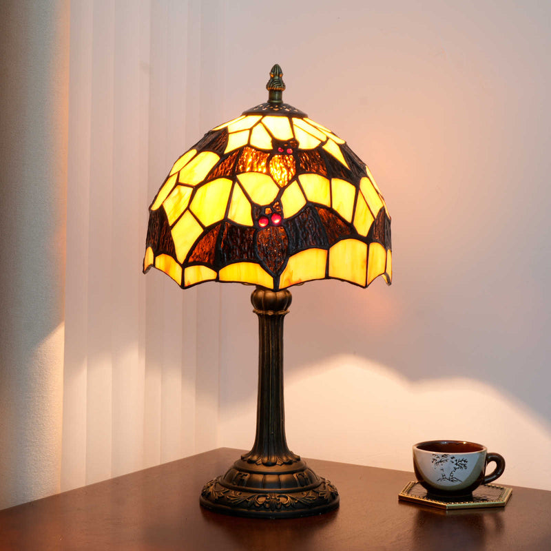 TBL-001-061_bat-lamp_01.jpg