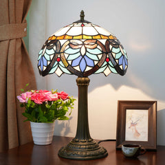 TBL-002-018_blue-love-lamp-white_01.jpg