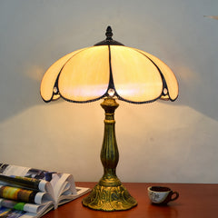 TBL-002-030_simple-baked-curved-lamp_03.jpg