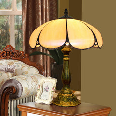 TBL-002-030_simple-baked-curved-lamp_05.jpg