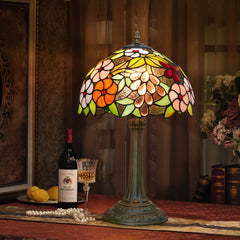 TBL-002-035_grape-blossoms-lamp_07.jpg