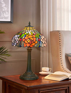 TBL-002-041_village-gift-nightstand-lamp_08.jpg