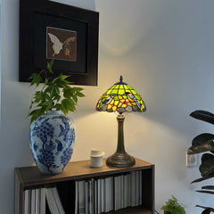 TBL-002-047_two-robin-lamp_09.jpg