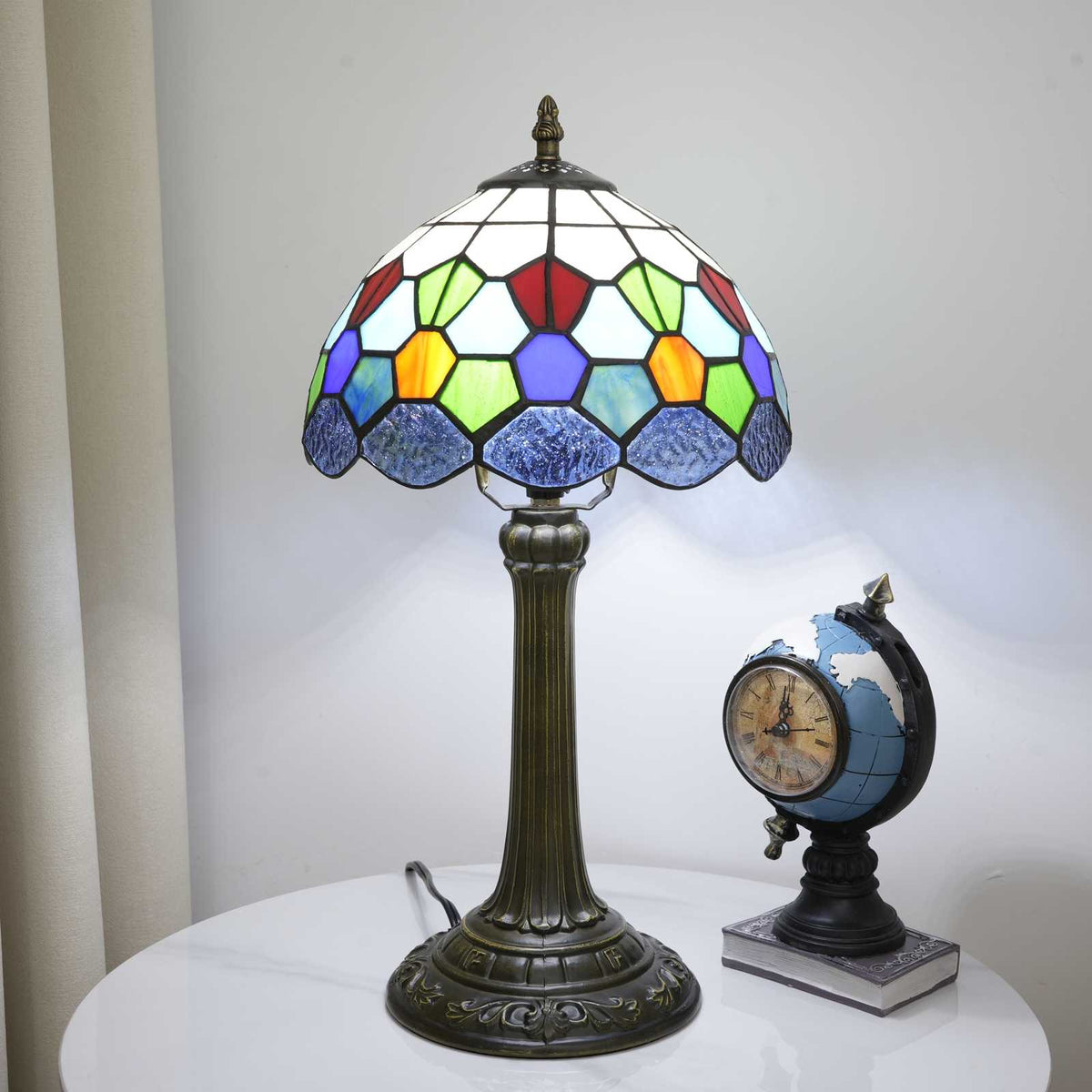 TBL-002-061_diamond-grid-lamp_03.jpg
