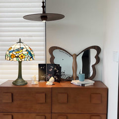 TBL-002-066_robin-plum-blossom-lamp_02.jpg