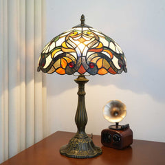 TBL-002-078_red-baroque-lamp-design_03.jpg