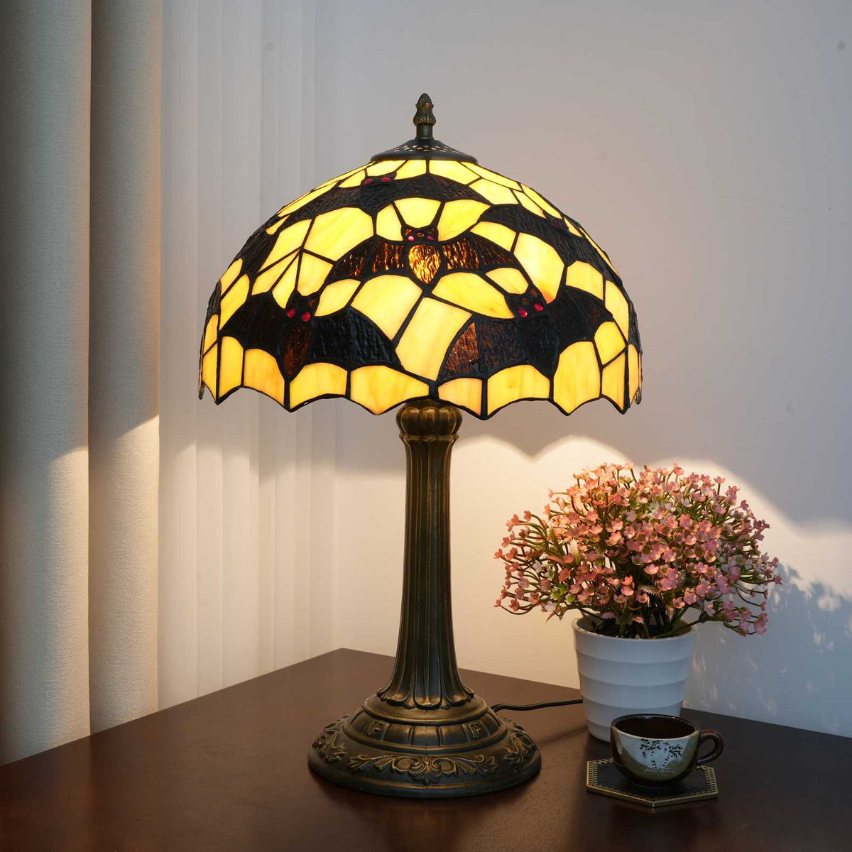 Dark Elf Bat Lamp