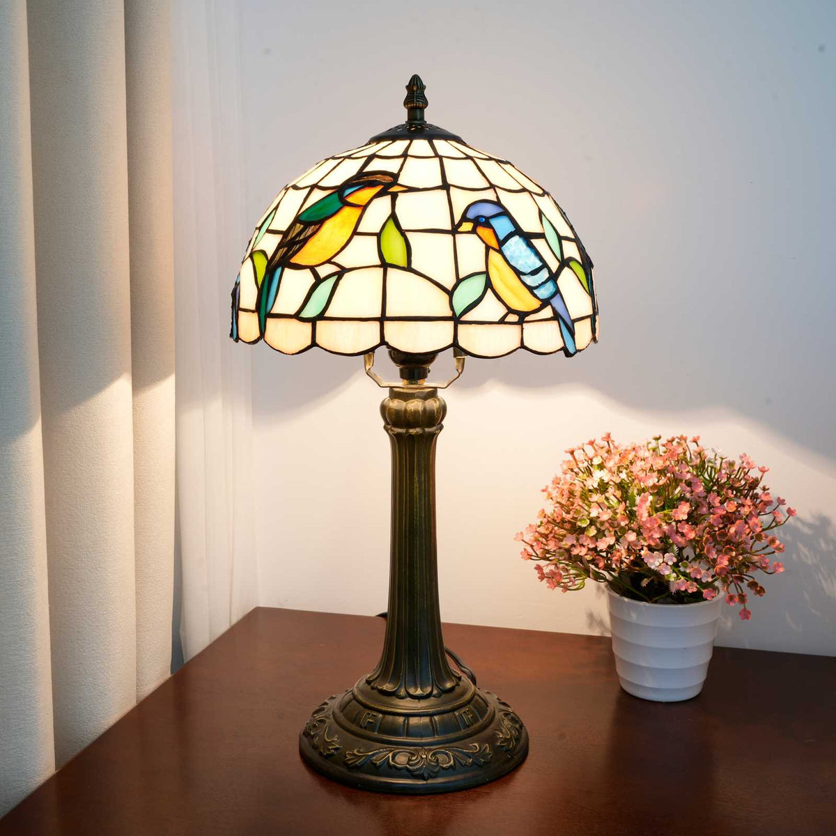 Robin Lamp