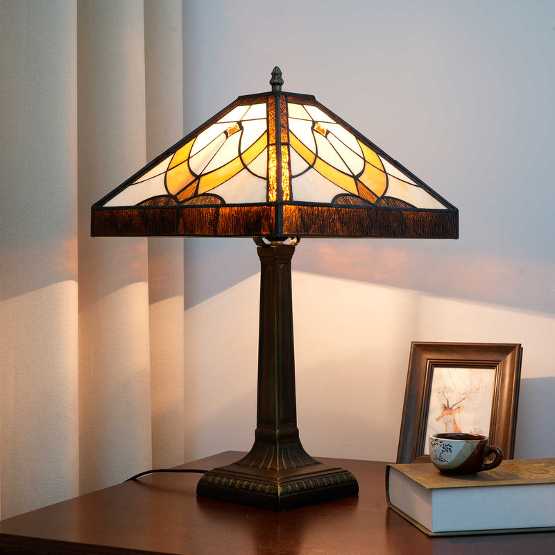 TBL-003-002_brown-square-lamp_05.jpg