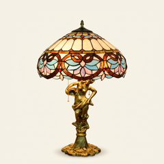 Cuore 16 Inch Tiffany-style stained glass table lamp, Angelic Pole base, lit, on a plain ivory studio background