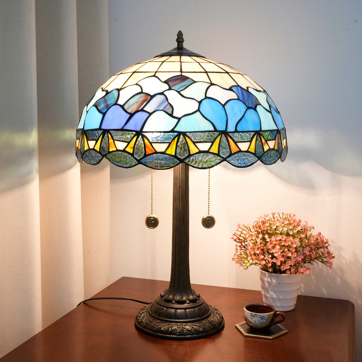 TBL-003-065_blue-wave-bedside-lamp-16in_05.jpg